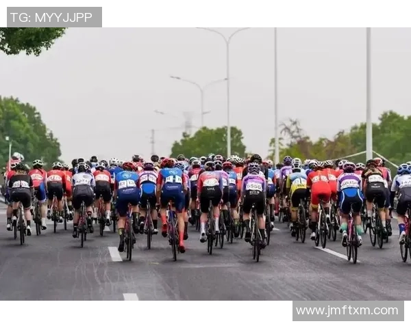 中国自行车选手时隔15年重返环法赛场 中国自行车选手时隔15年重返环法赛场